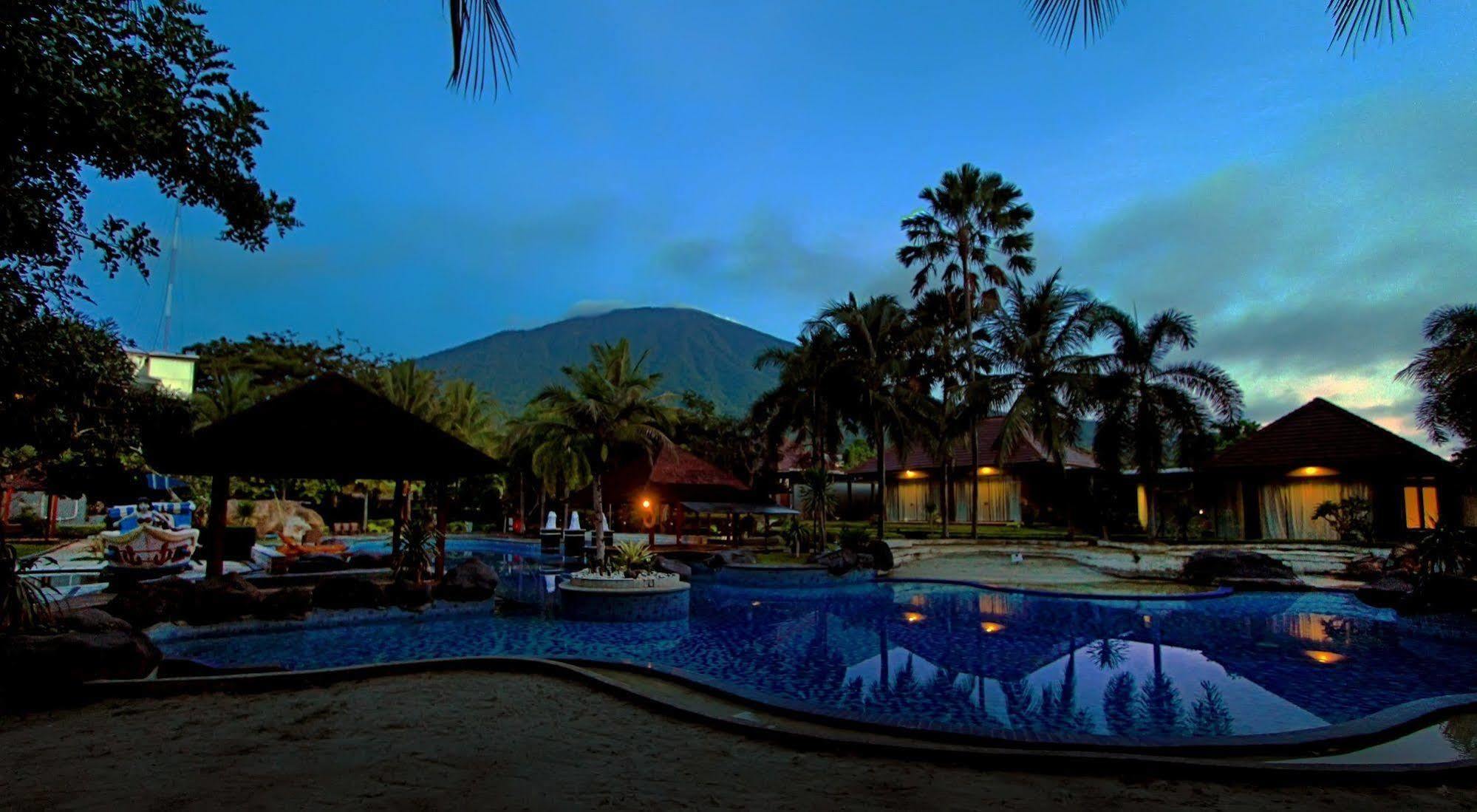 Bela International Hotel & Conventionternate Extérieur photo