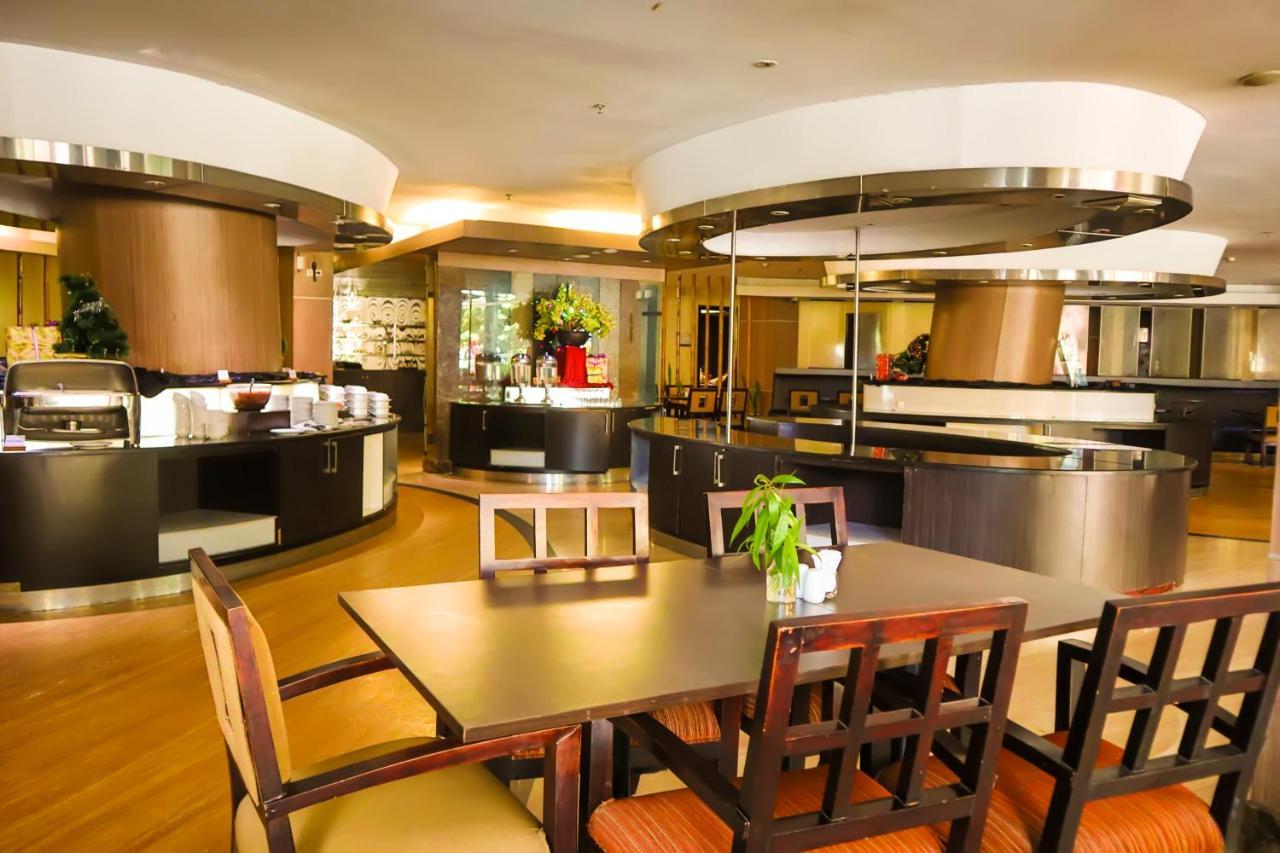 Bela International Hotel & Conventionternate Extérieur photo