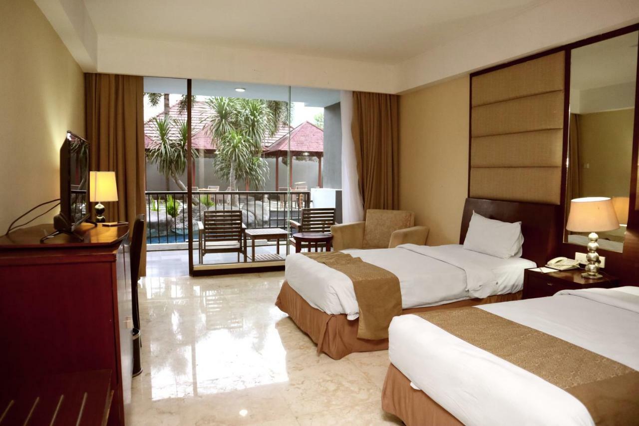 Bela International Hotel & Conventionternate Extérieur photo