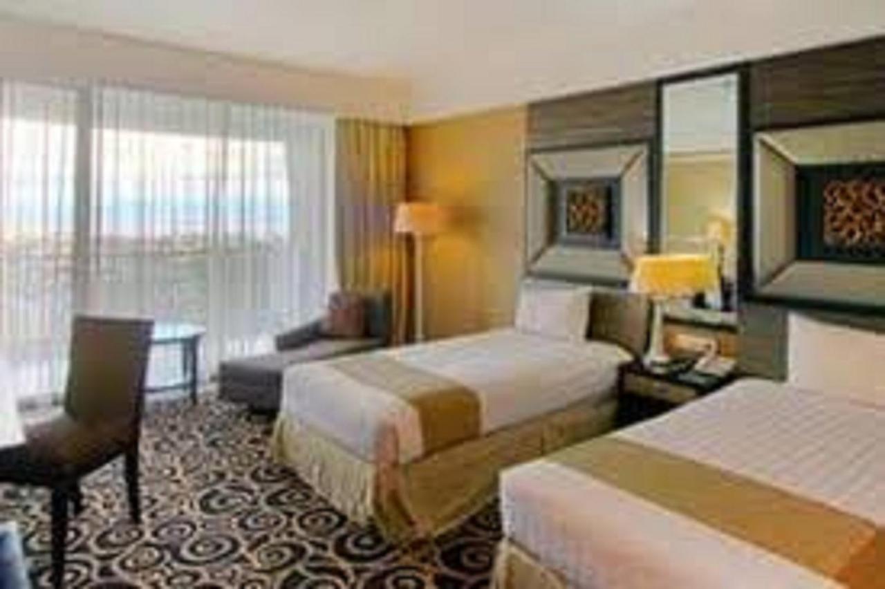 Bela International Hotel & Conventionternate Extérieur photo